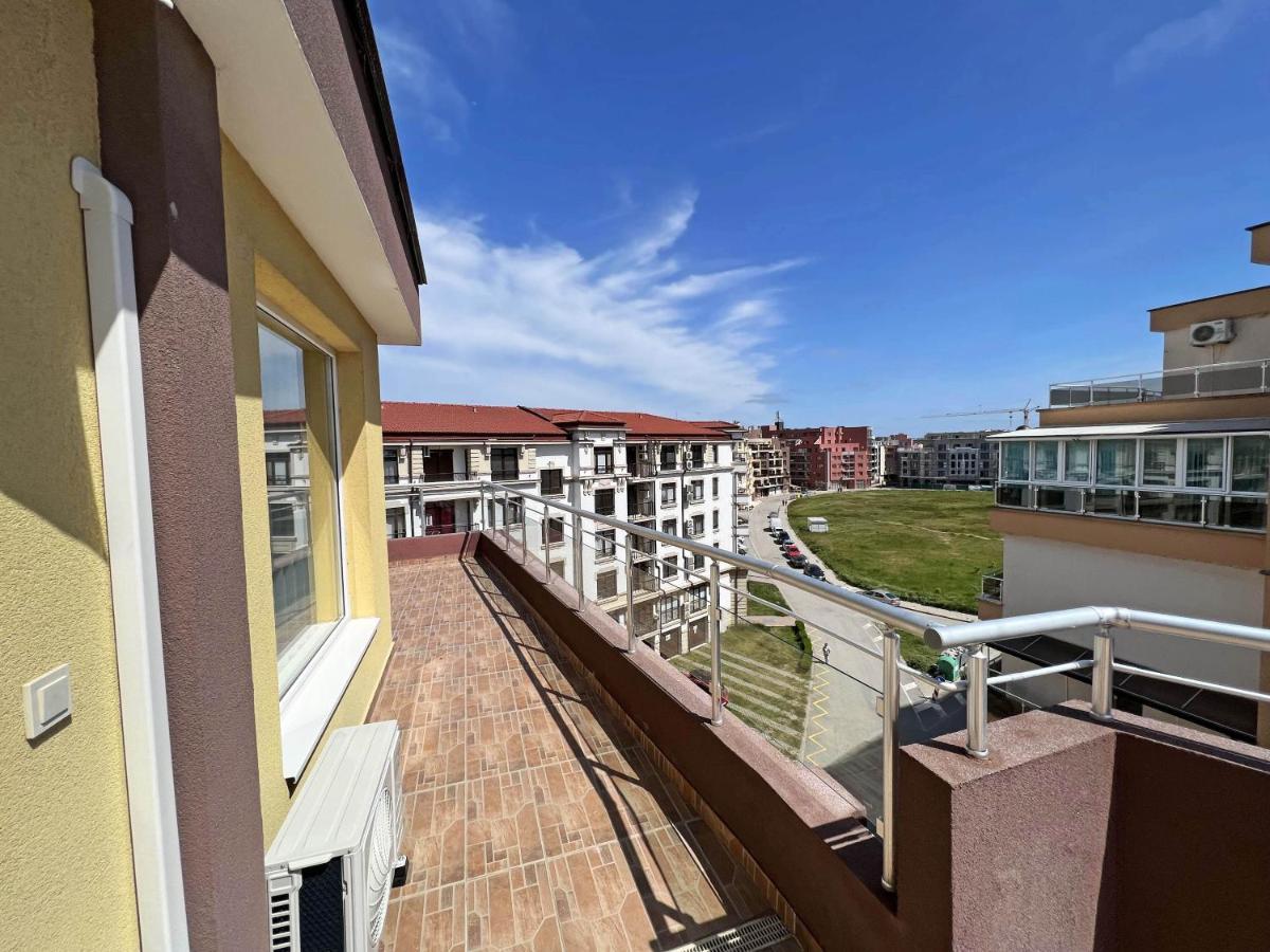 Valemar Apartments Pomorie Exteriör bild